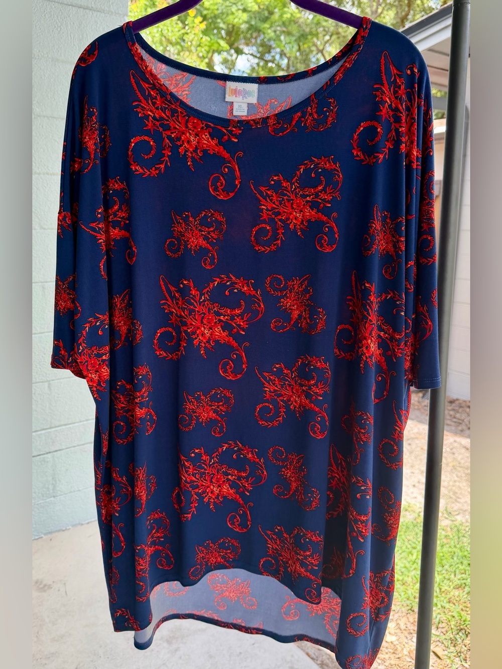 LuLaRoe  “Irma” Top (Retired Style)